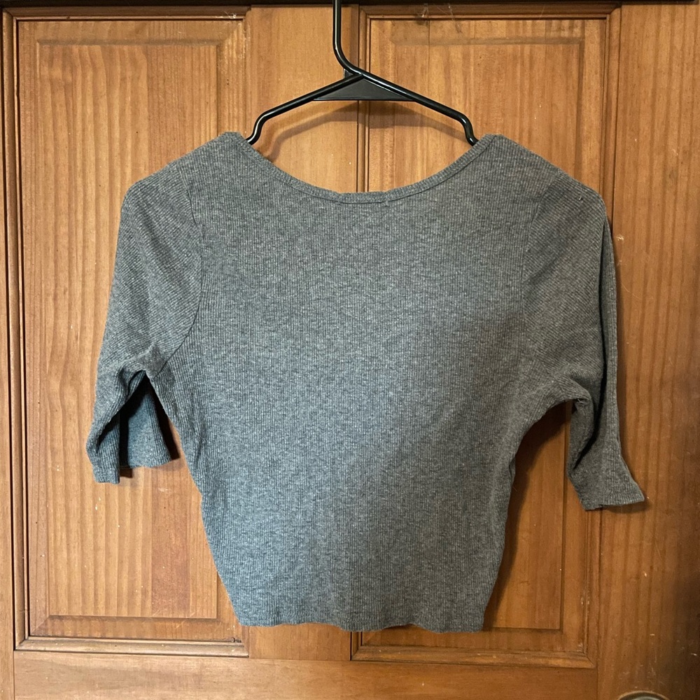 Gray Cropped Top - Picture 2 of 3